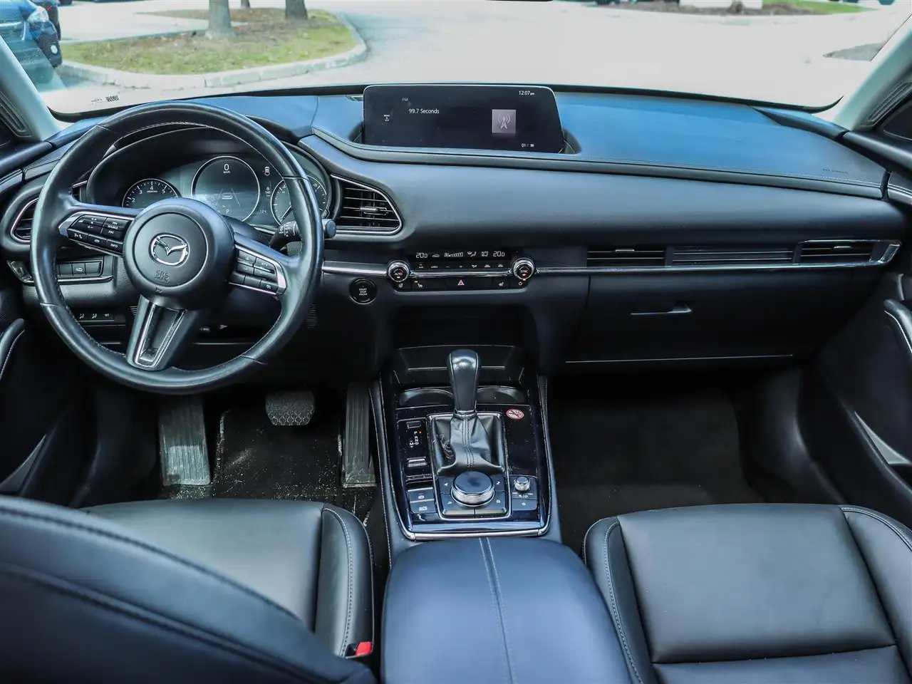 Mazda CX-30 снимка Mazda CX-30