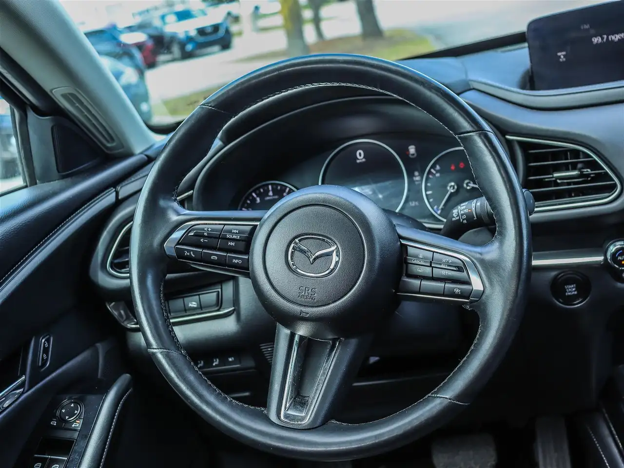 Mazda CX-30 снимка Mazda CX-30