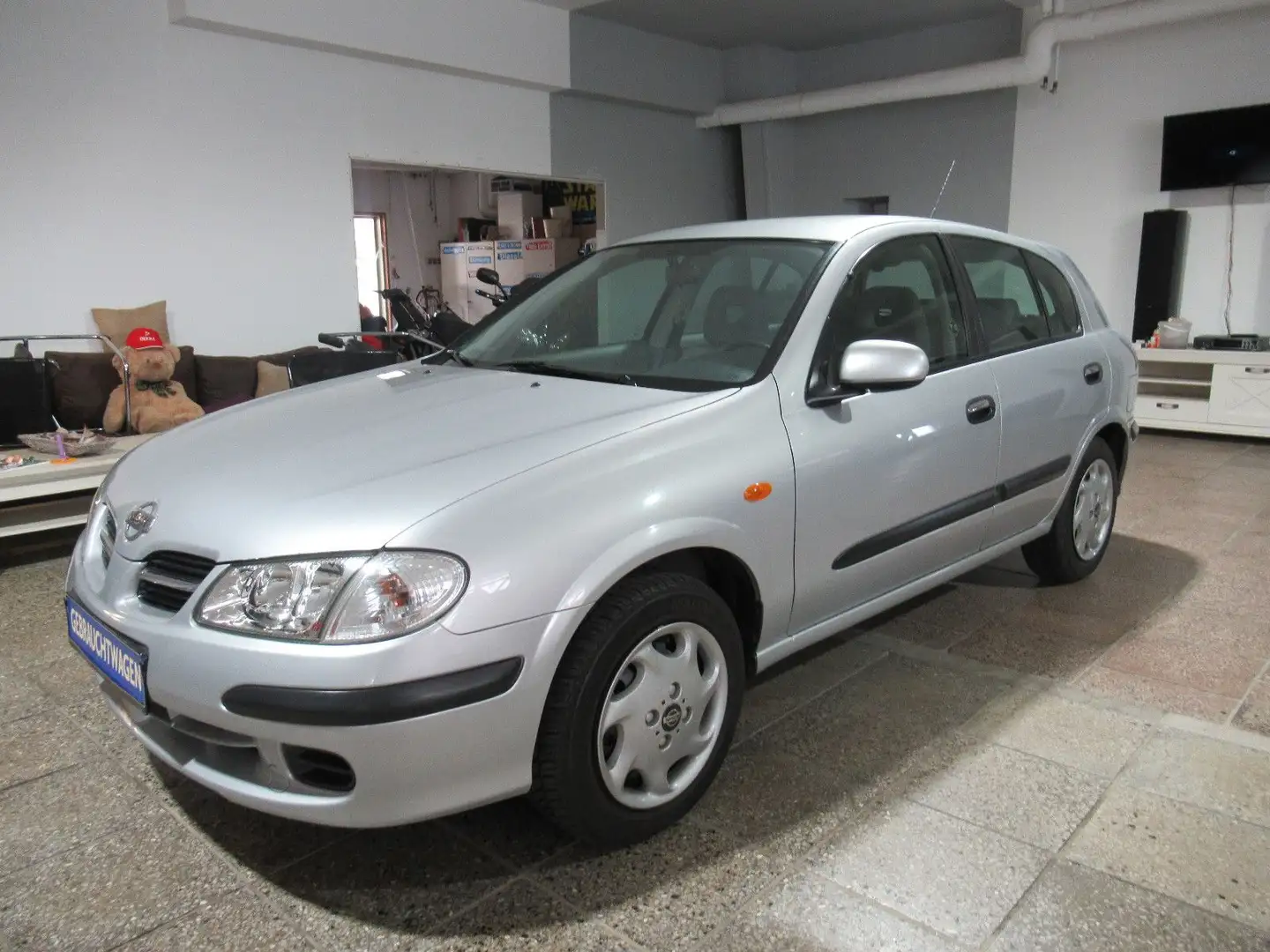 Nissan Almera Fresh 1.5 KLIMA ,1.HAND Srebrny - 1