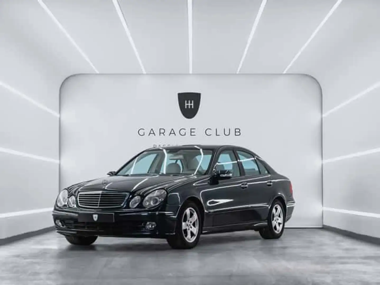 Mercedes-Benz 320 Cabriolet D - 1