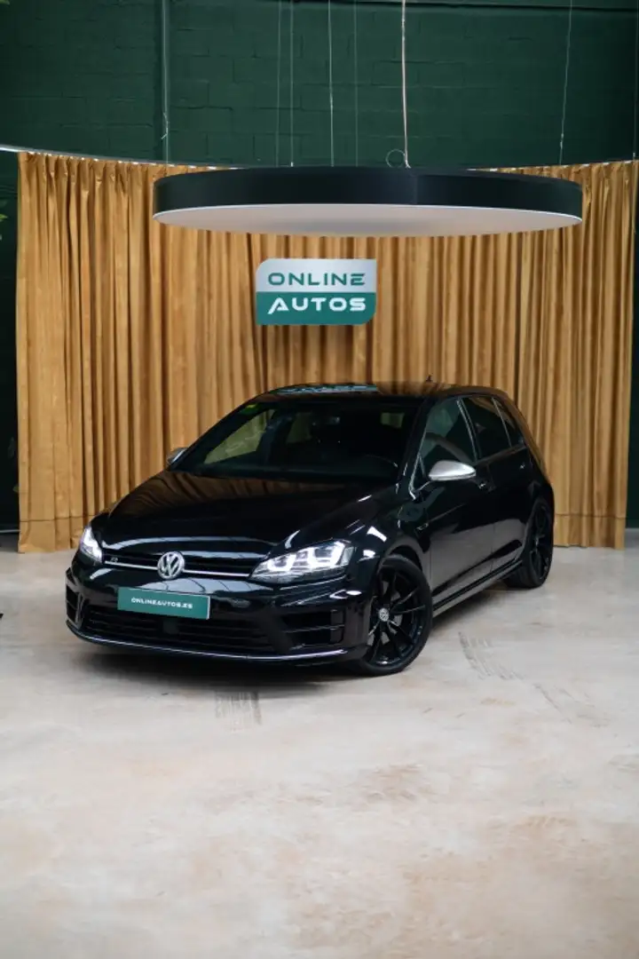 Volkswagen Golf 2.0 TSI R 300 Negro - 1