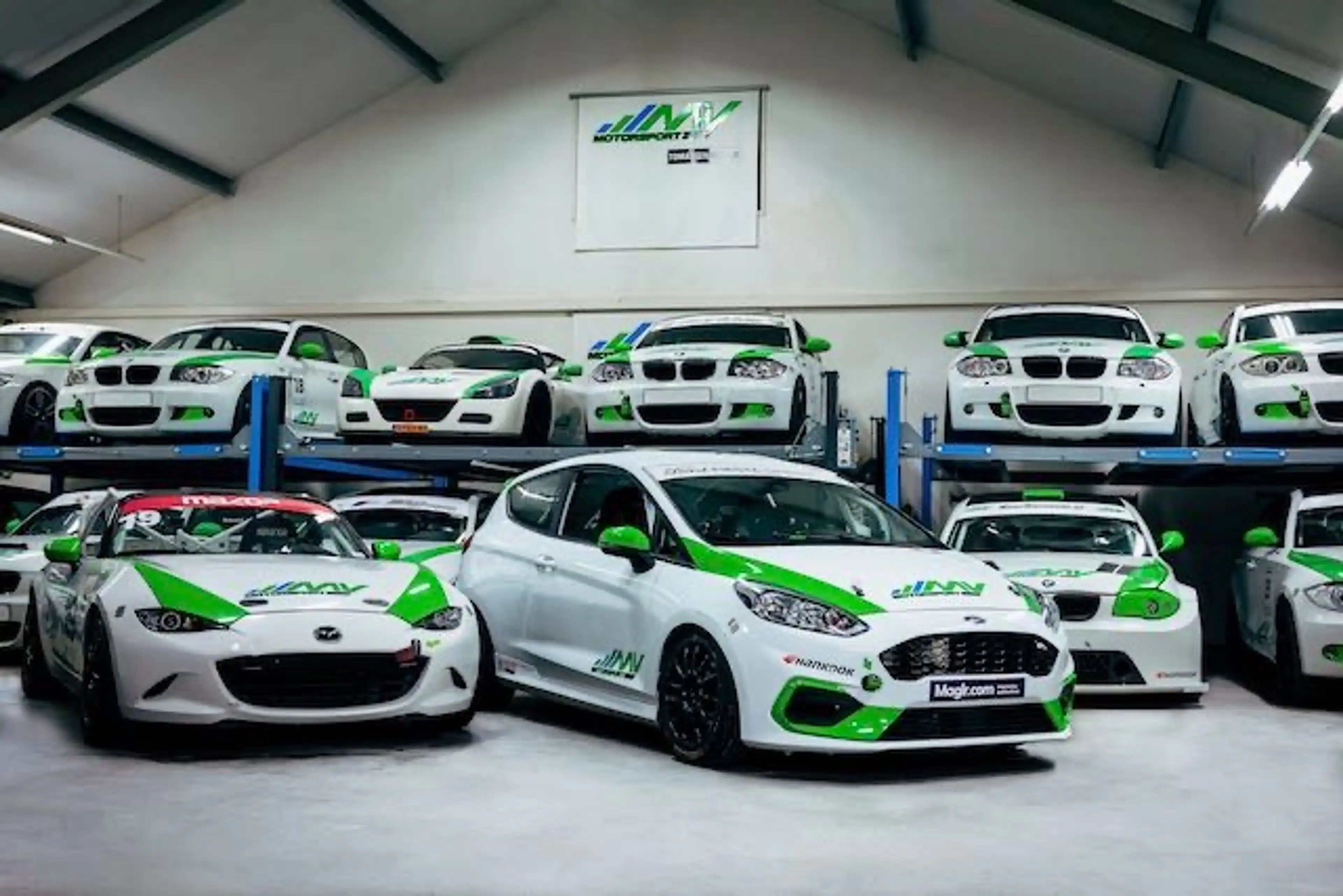 BMW 130 CUP GTR Race / Track — photo 4