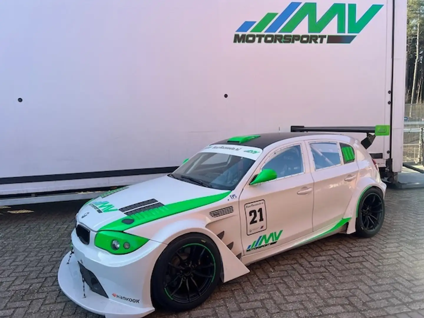 BMW 130 CUP GTR Race / Track Weiß - 1