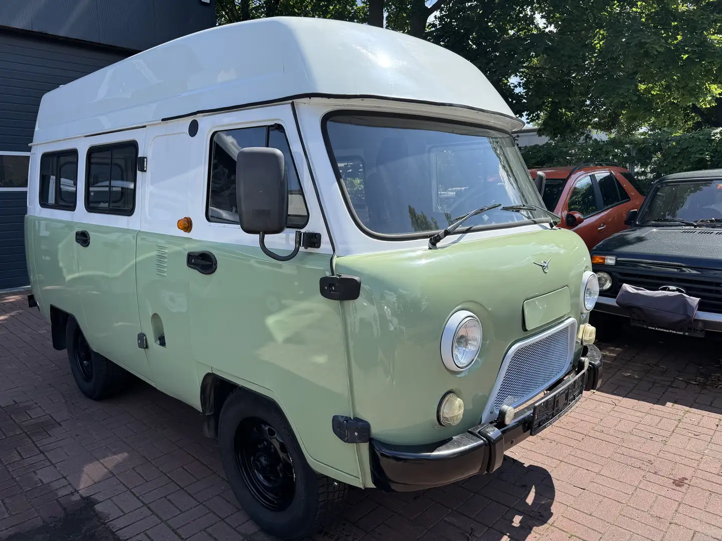 UAZ Buchanka Jubiläumsmodell 2,7 Allrad 4x4 EURO6 LPG Deut Zul Groen - 1