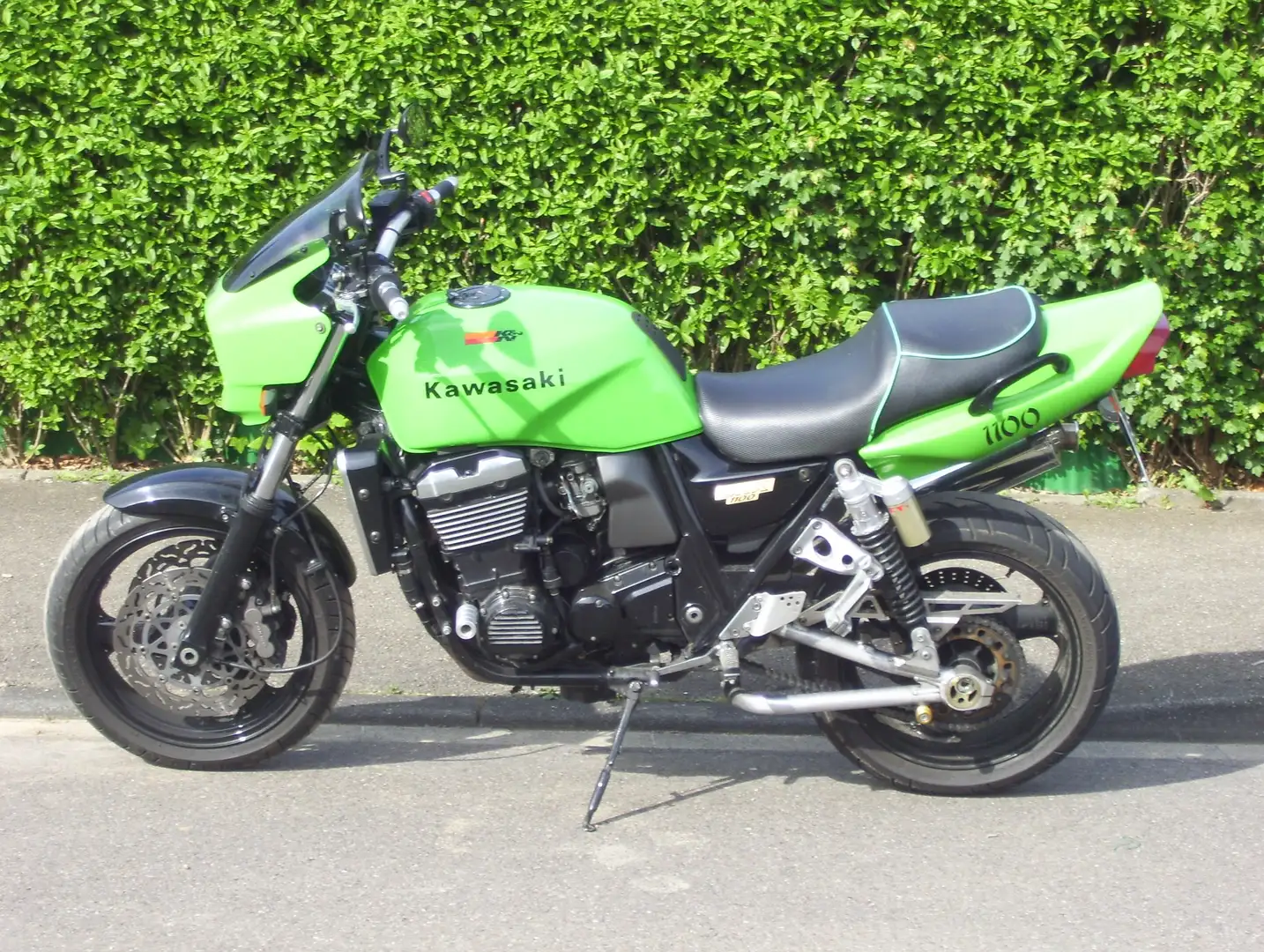 Kawasaki ZRX 1100 zelena - 1