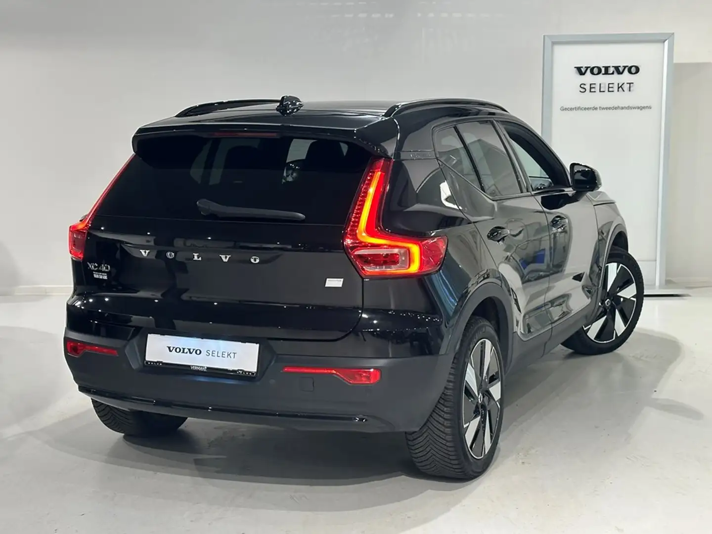 Volvo XC40 Recharge Extended Range Plus Noir - 2