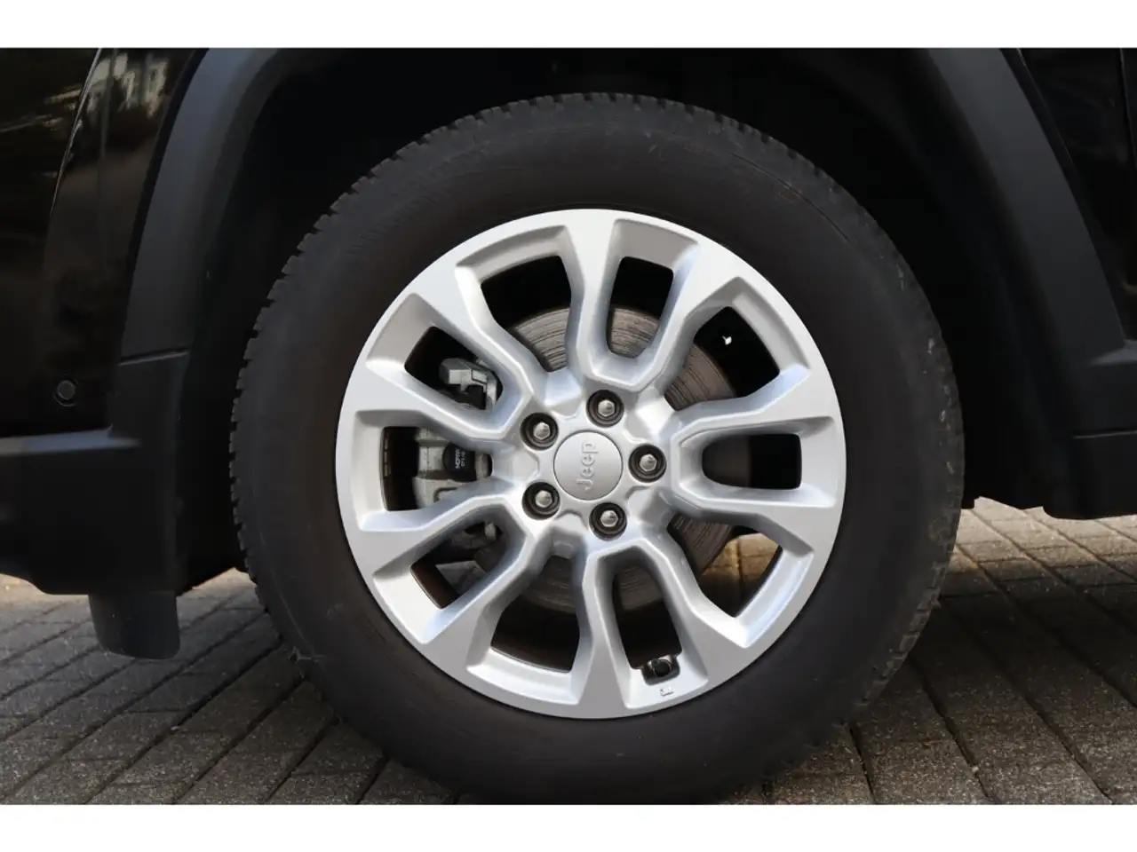 Jeep Compass ALTITUDE e-HYBRID 1.5l 130PS AT SICHERHEIT WINTER 32