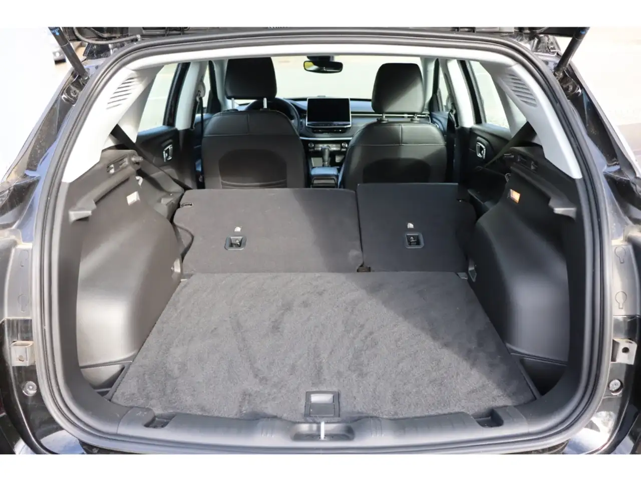 Jeep Compass ALTITUDE e-HYBRID 1.5l 130PS AT SICHERHEIT WINTER 31