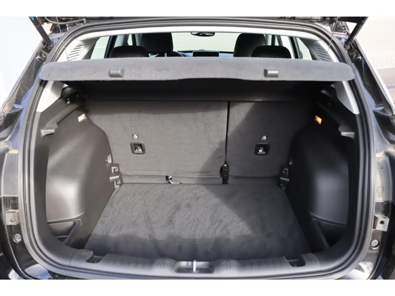 Jeep Compass ALTITUDE e-HYBRID 1.5l 130PS AT SICHERHEIT WINTER 29