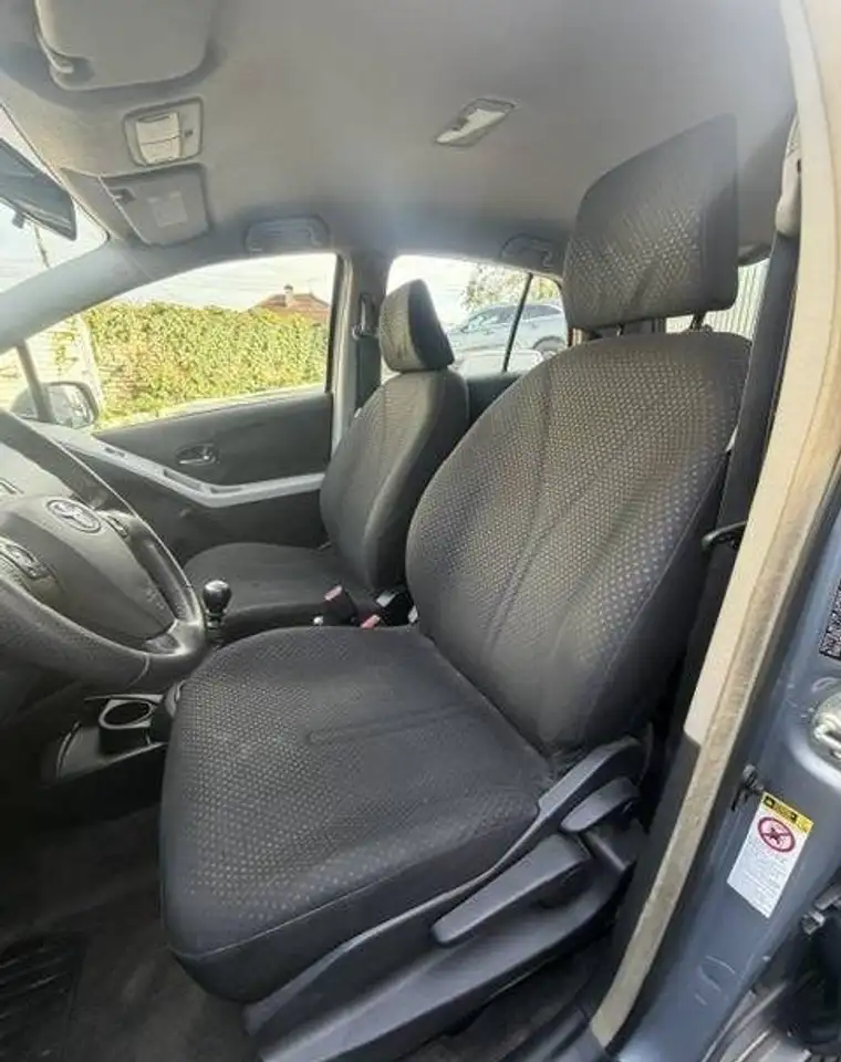 Toyota Yaris Yaris — photo 11