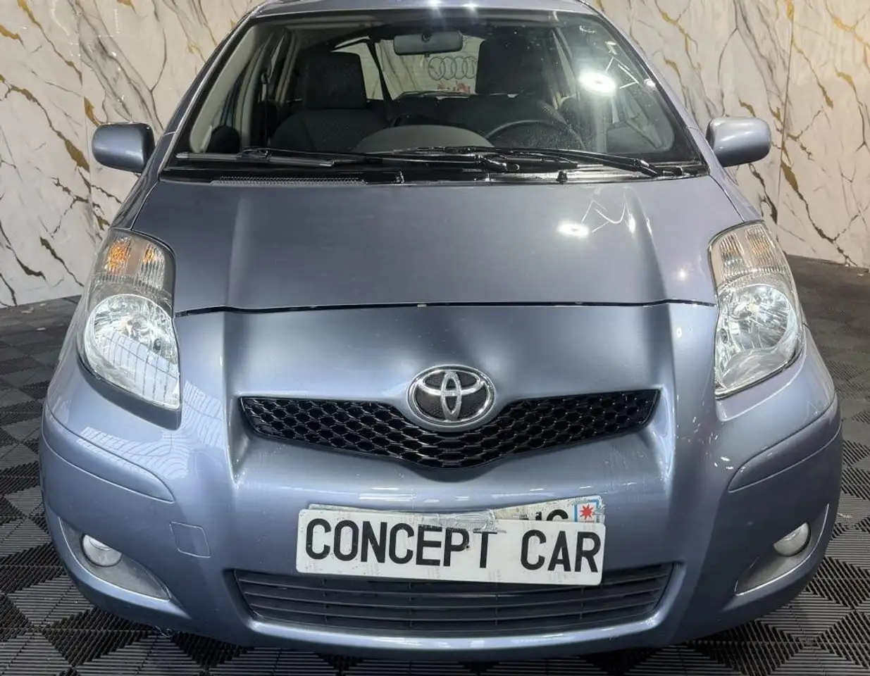 Toyota Yaris Yaris — photo 2