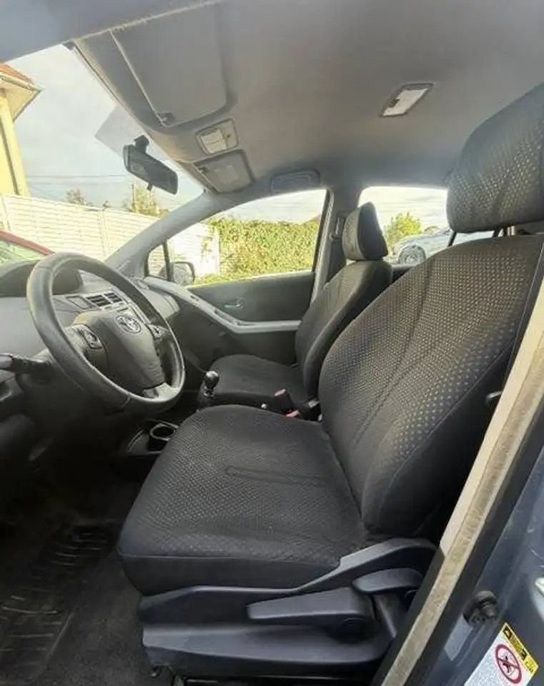 Toyota Yaris Yaris — photo 10