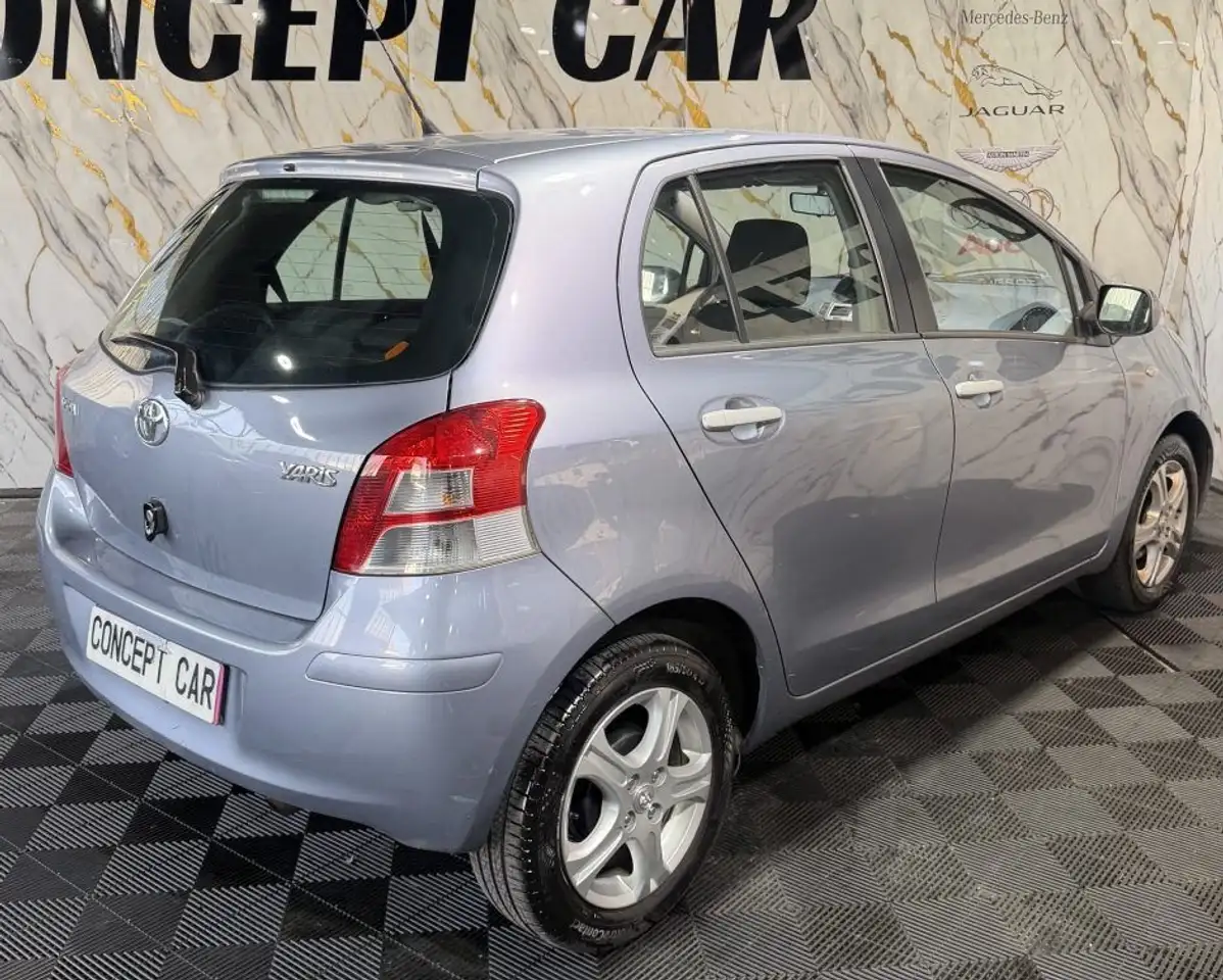 Toyota Yaris Yaris — photo 7