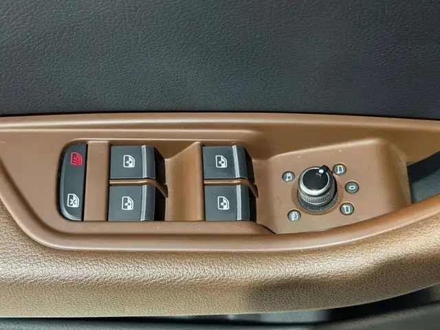 Audi A4 Avant view 15