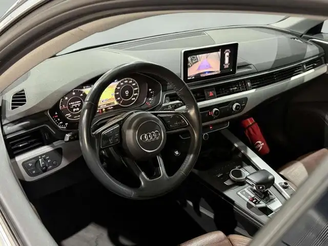 Audi A4 Avant view 12
