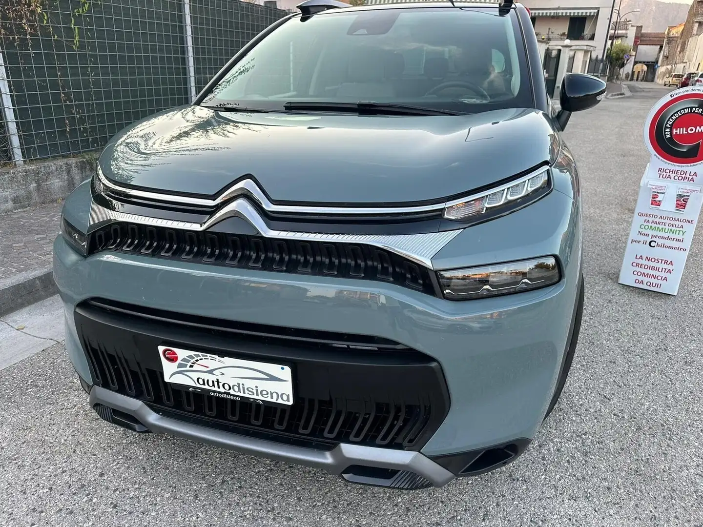 Citroen C3 Aircross 1.5 bluehdi Shine Pack s Gris - 2