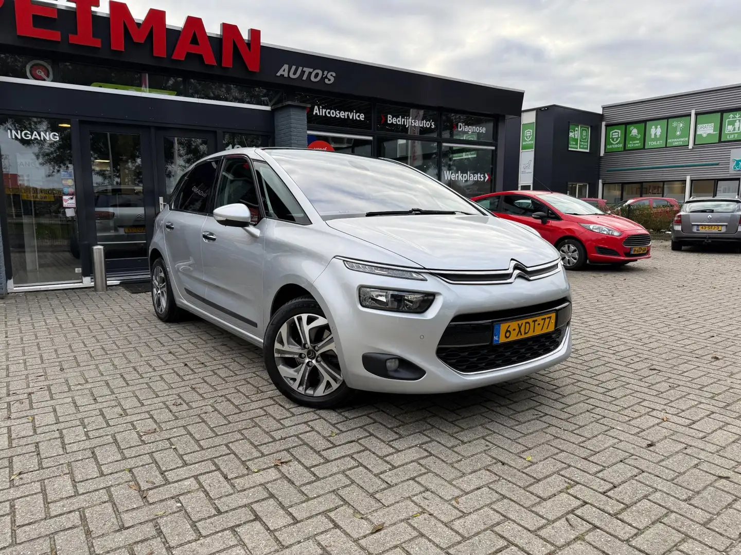 Citroen C4 Picasso 1.6 THP Intensive Gris - 2