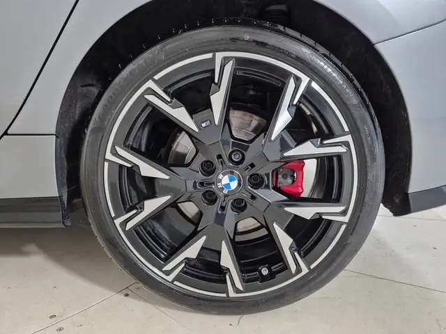 BMW 1 Series view 14