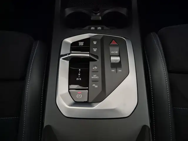 BMW 1 Series view 11