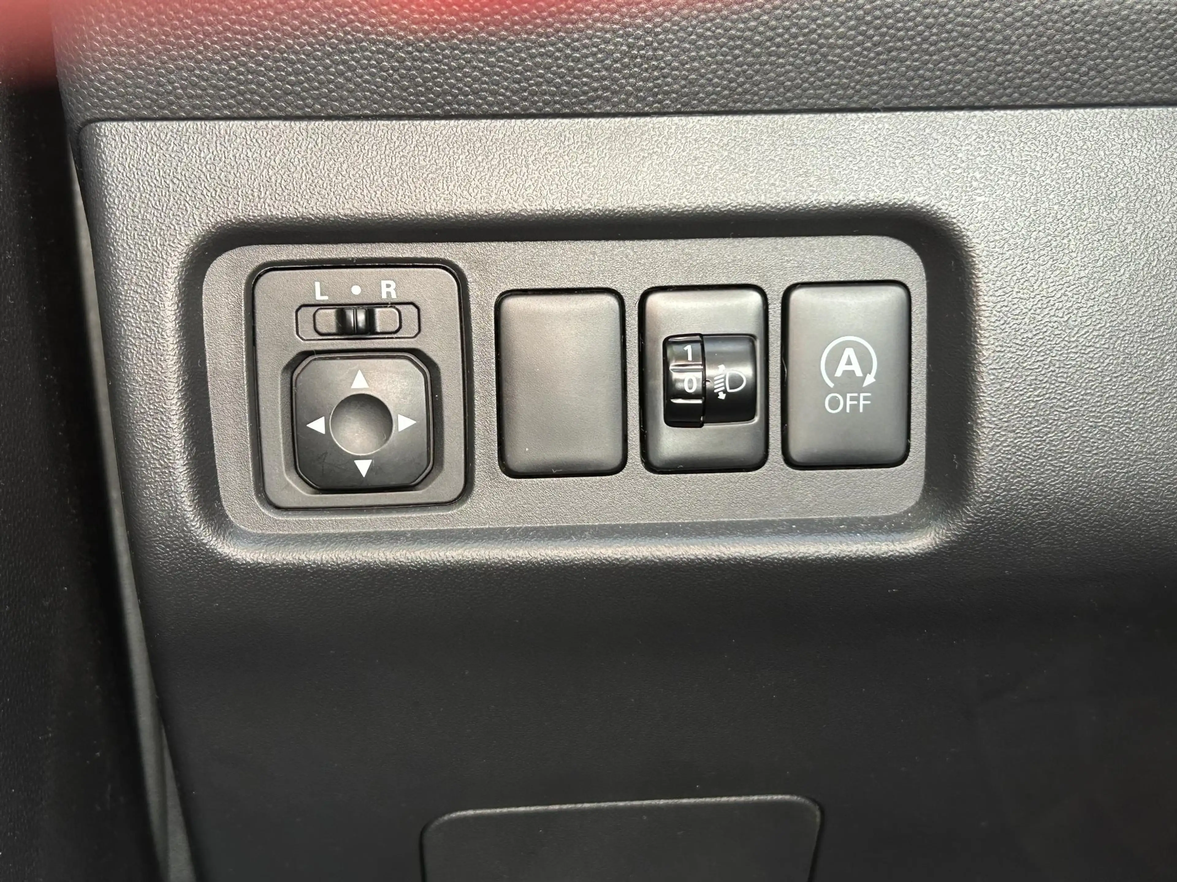 Mitsubishi Space Star 1.0 Cool+ - Airconditioning - Lichtmetalen Velgen — photo 21