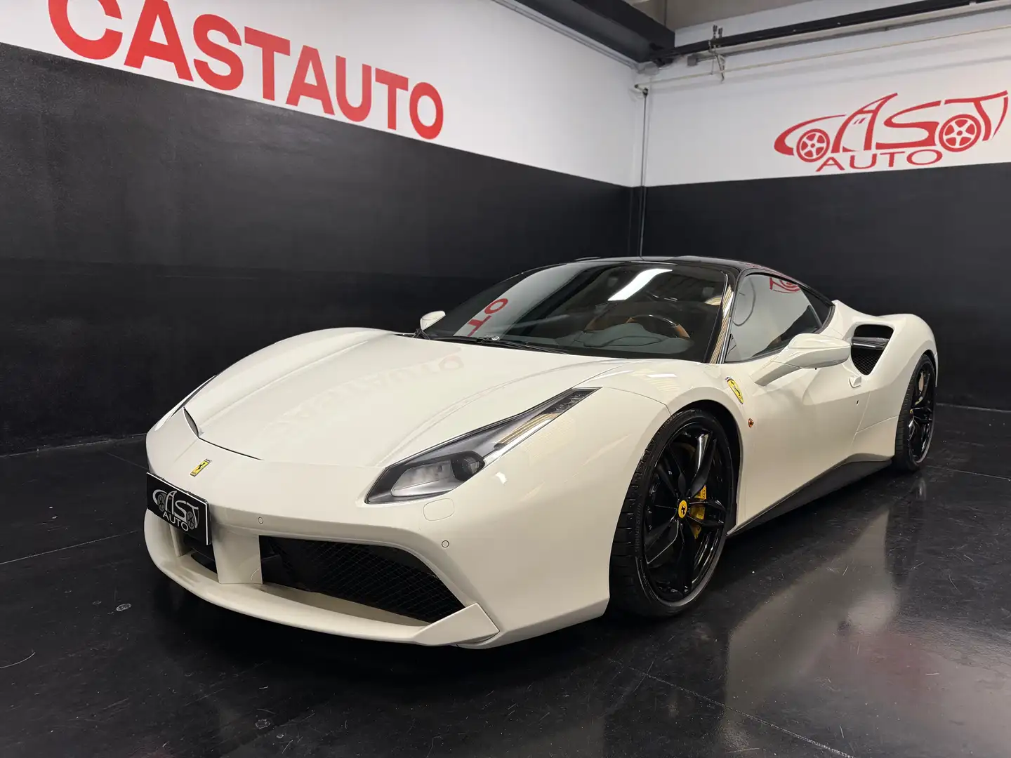 Ferrari 488 488 Coupe 3.9 GTB dct FULL CARBONIO Weiß - 2