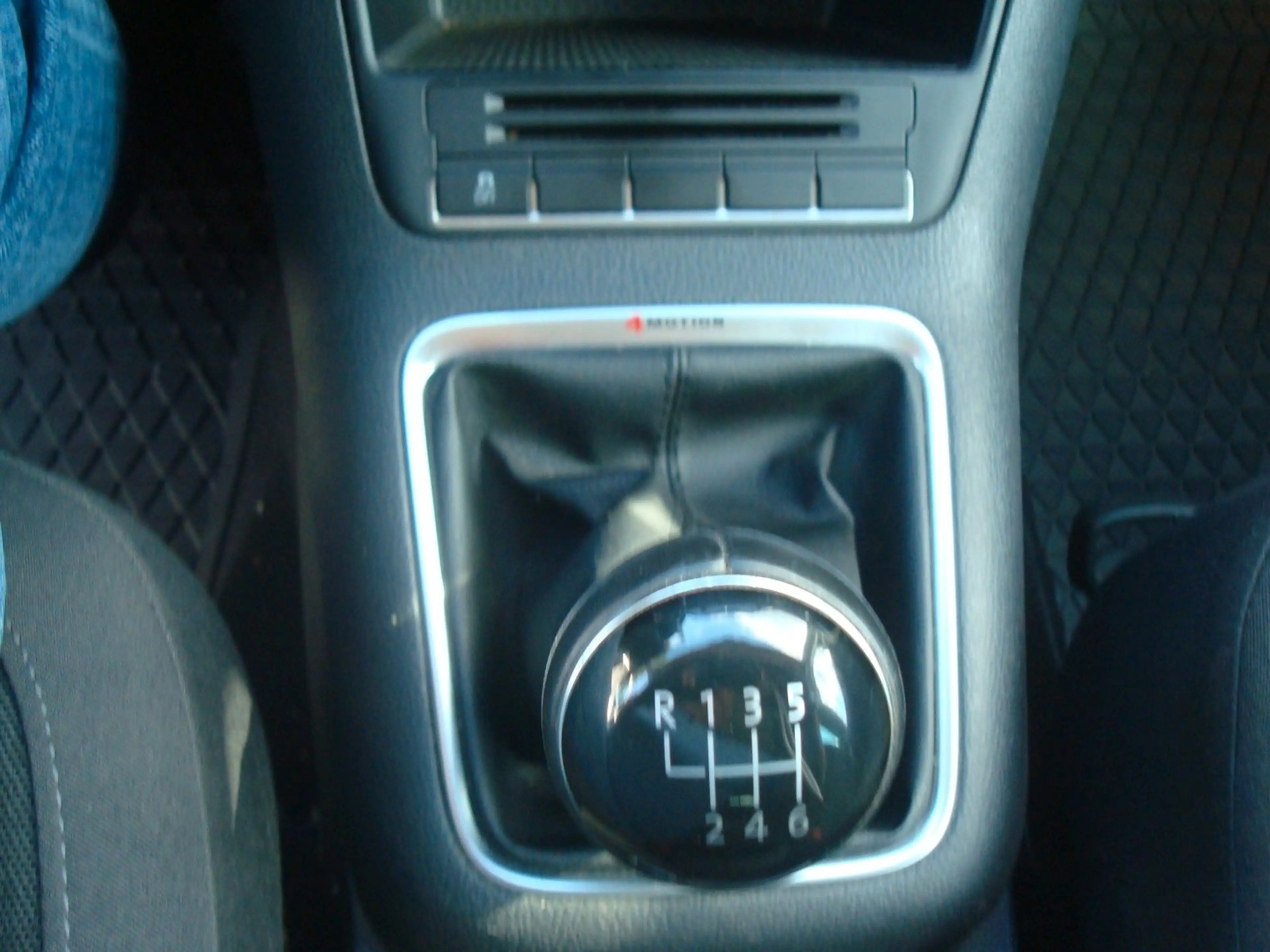 Volkswagen Tiguan 2.0 TDI 125kW 4MOTION — photo 13