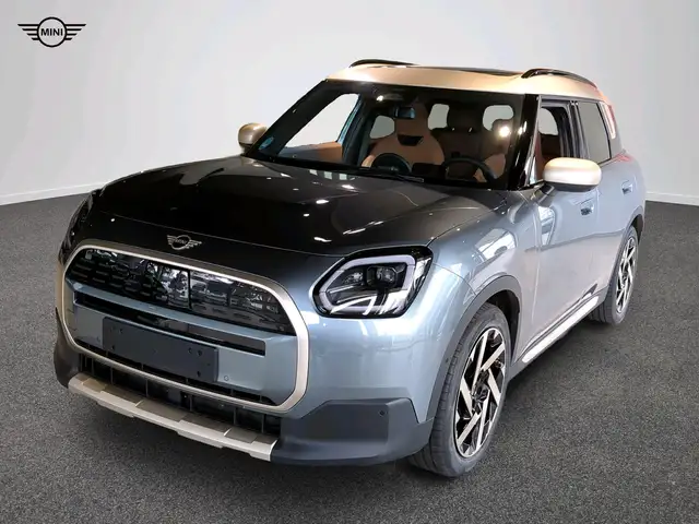 MINI Countryman E Favoured Trim
