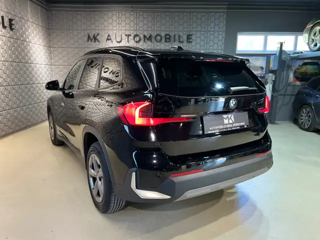 BMW X1 view 9