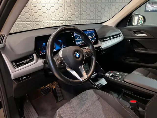 BMW X1 view 13