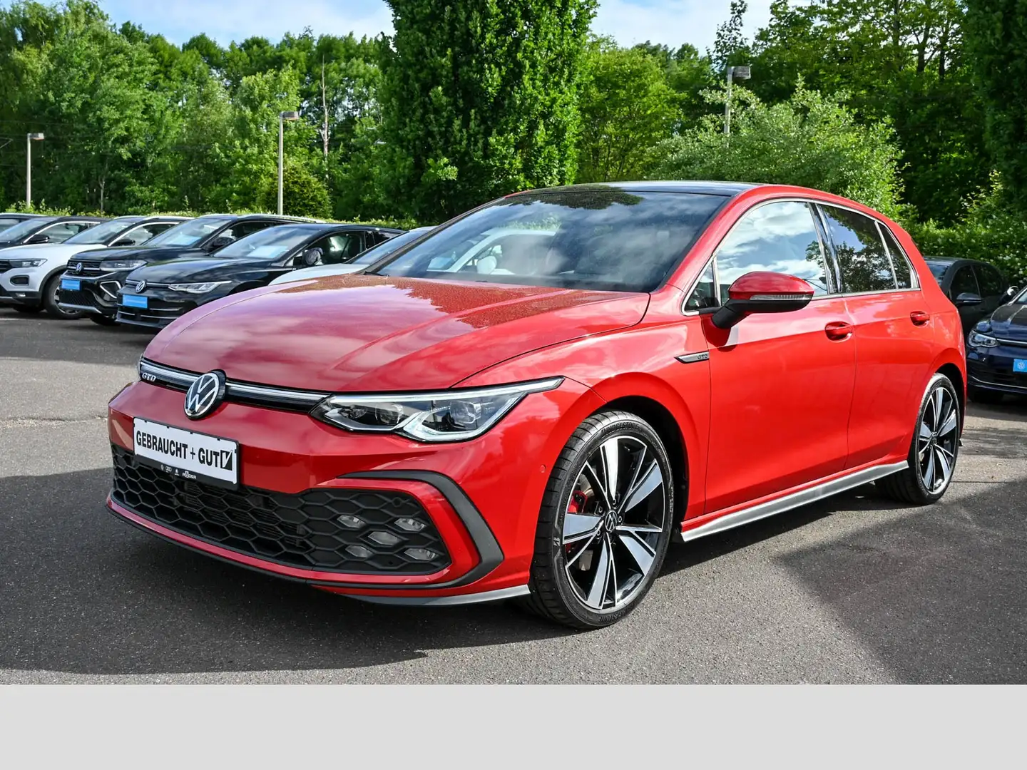 Volkswagen Golf VIII GTD Matrix Navi-Pro Pano Leder LM18 Rot - 1