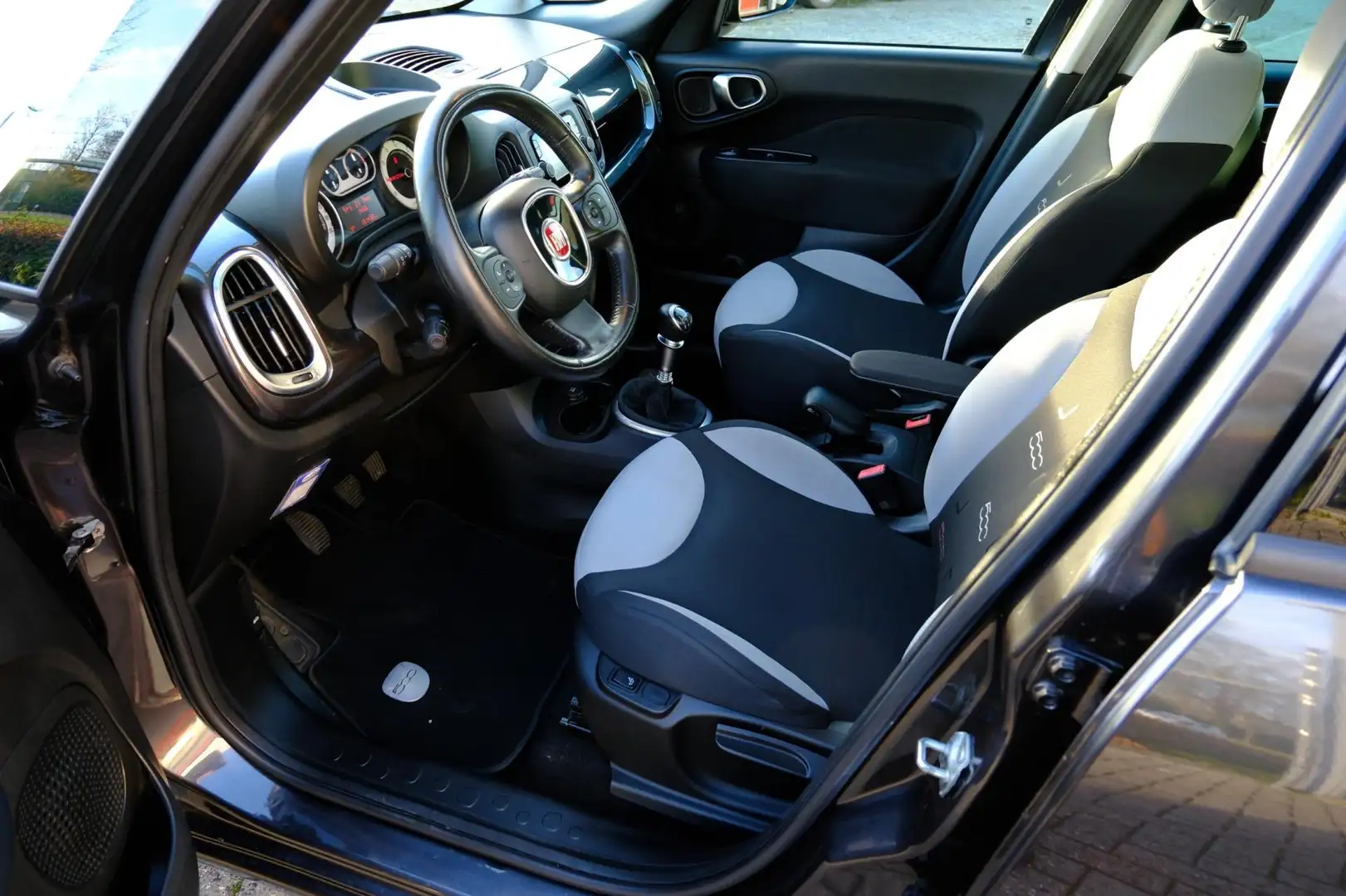 Fiat 500L 0.9 TwinAir Easy Eco Airco|LMV|Cruise Gris - 2