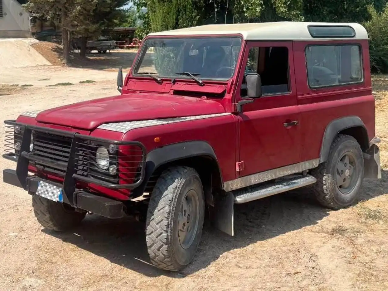 Land Rover Defender 90 2.5 td Hard Top, foto 2
