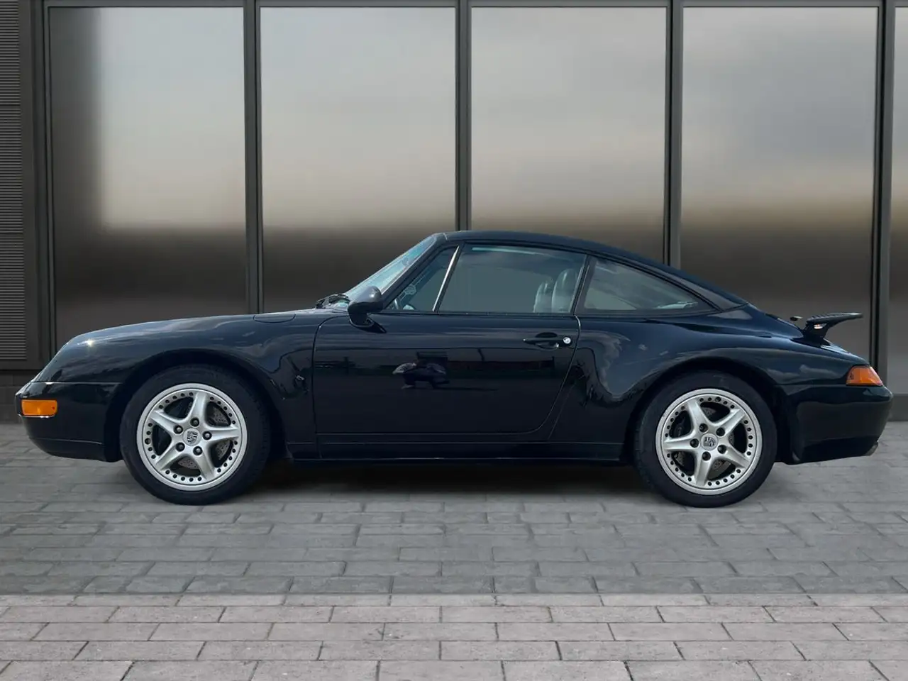 Porsche 993 911 Targa Schalter Black over Black, foto 3