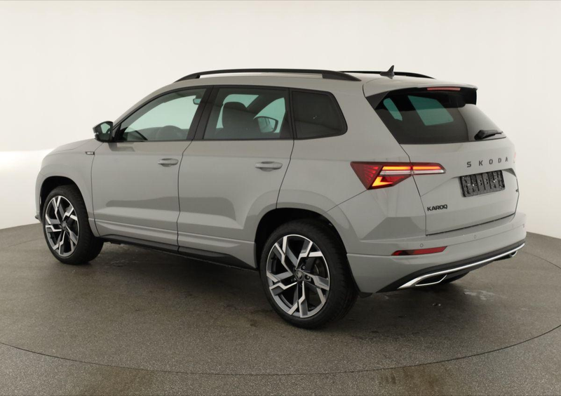Skoda Karoq Sportline 4x4 2.0 TSI DSG Sportline, Pano, AHK,... — photo 3