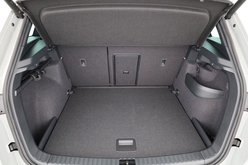 Skoda Karoq Sportline 4x4 2.0 TSI DSG Sportline, Pano, AHK,... — photo 13