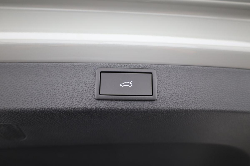 Skoda Karoq Sportline 4x4 2.0 TSI DSG Sportline, Pano, AHK,... — photo 15