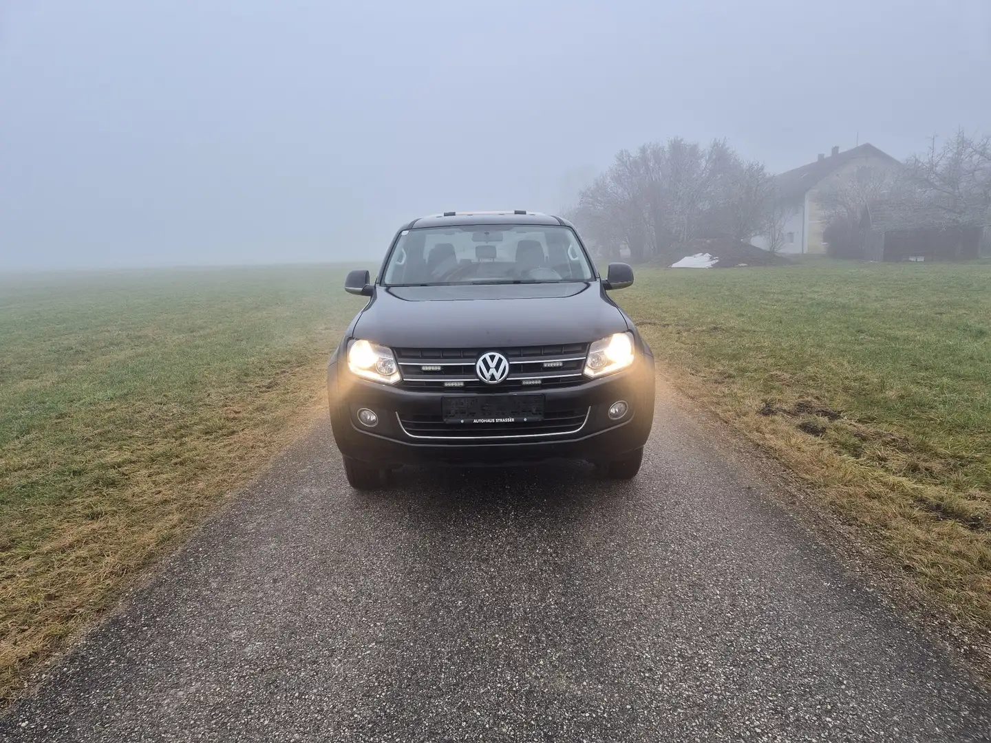 Volkswagen Amarok - 2