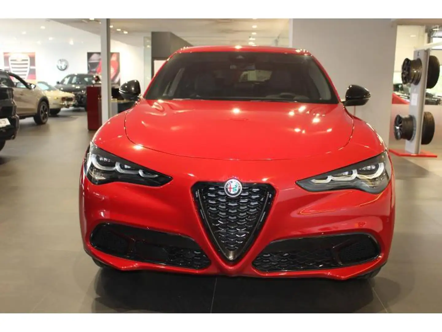 Alfa Romeo Stelvio Sprint 2.2 Diesel 160 PK Rot - 2