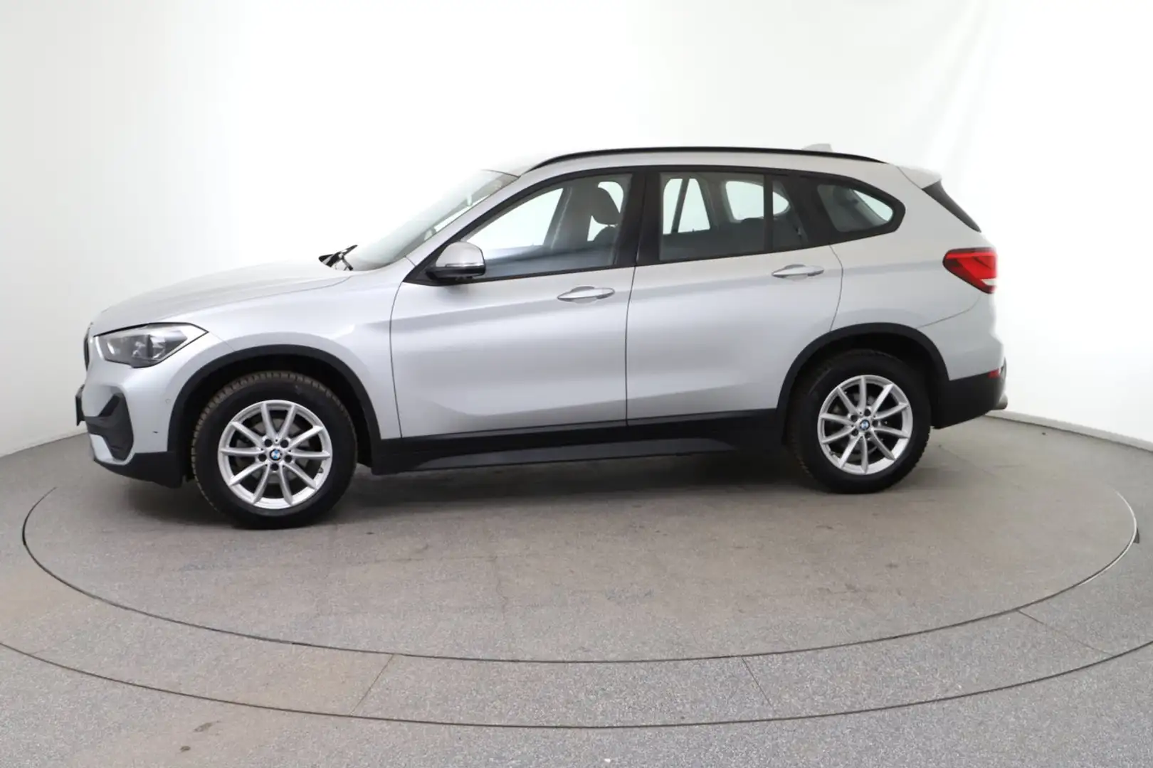 BMW X1 sDrive16d Silber - 2