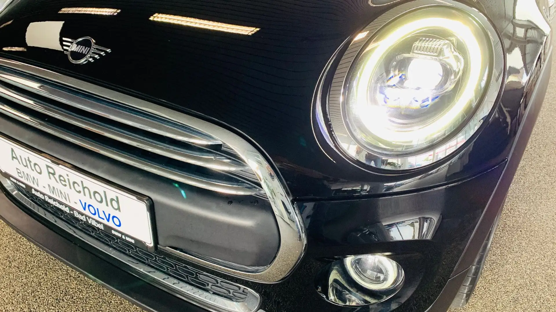 MINI One Cabrio Leder LED Sithzg Sportsitze 1.Hand Schwarz - 2