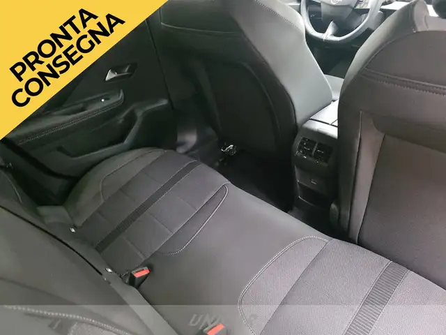 Opel Astra view 13