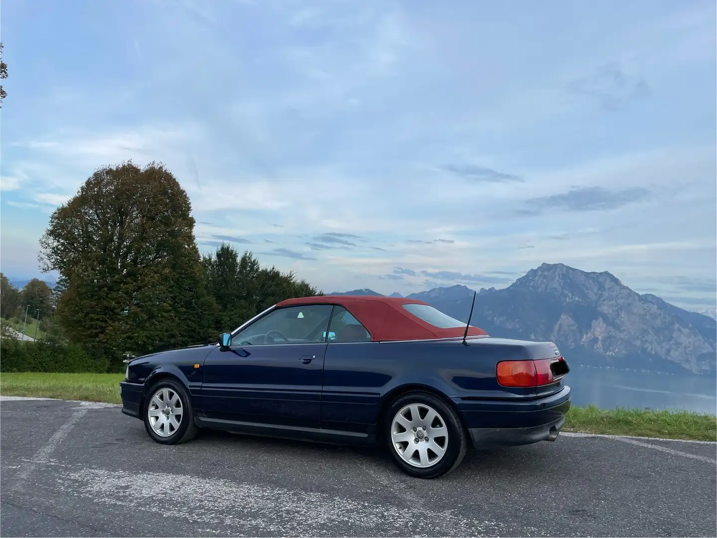 Audi Cabriolet 2.0 Azul - 2