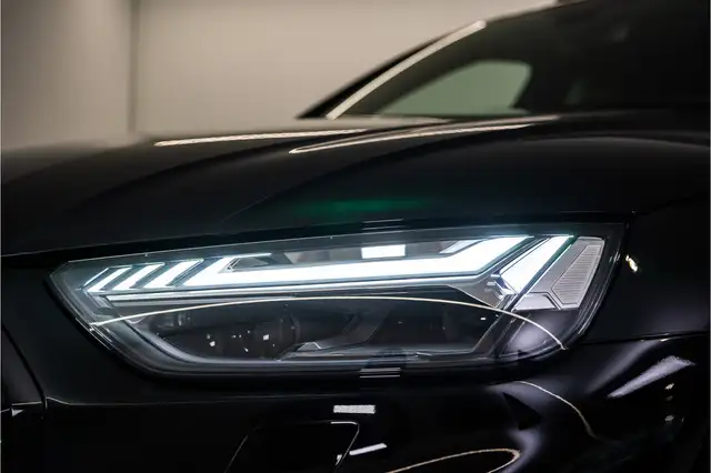 Audi Q5 view 13