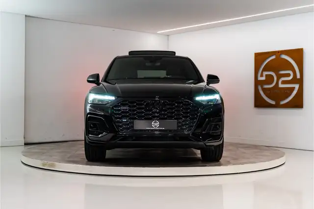 Audi Q5 view 9