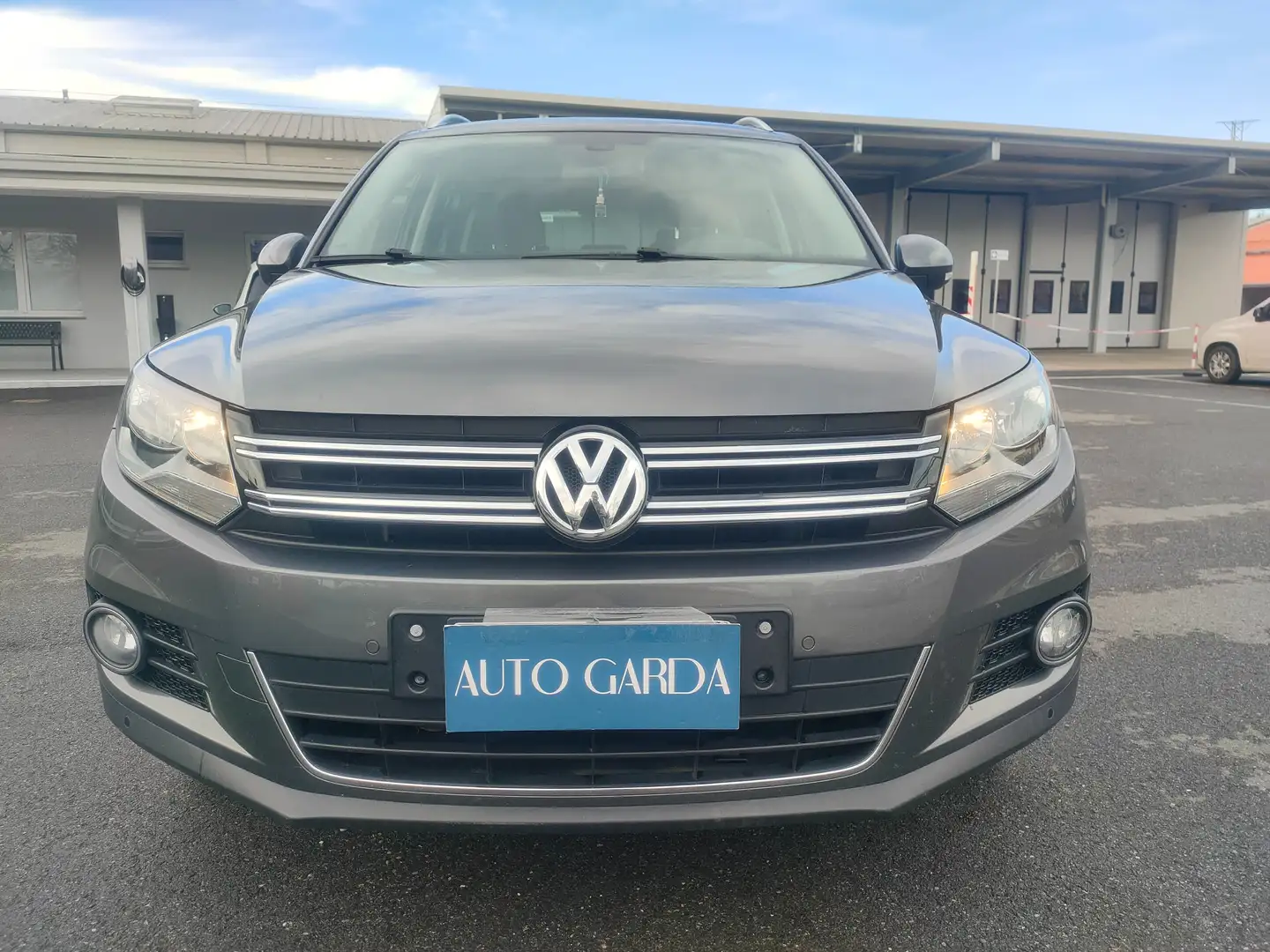 Volkswagen Tiguan 1.6 diesel neopatentati Grigio - 2
