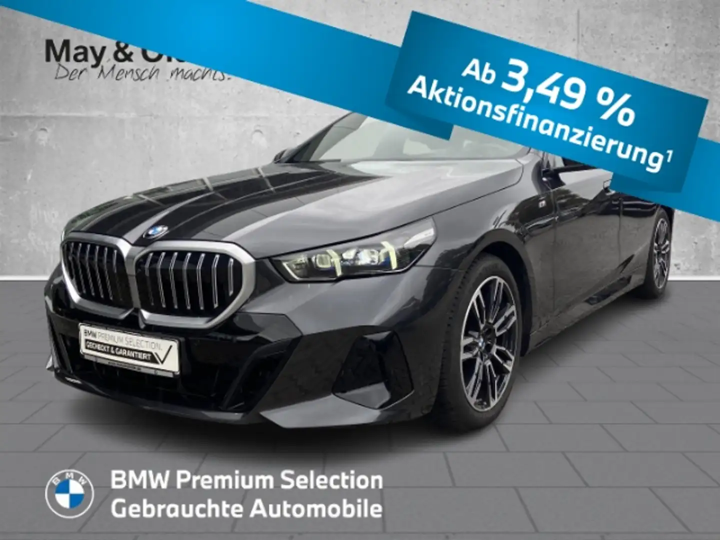 BMW 540 d M Sport B&W HUD StandHZG AHK Pano PA/DA Pro Grau - 1