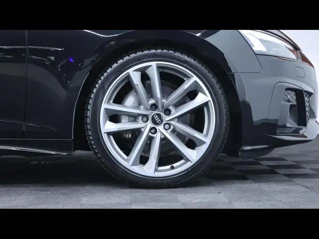 Audi A5 view 9