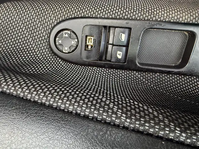 Peugeot 207 SW view 14