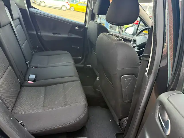 Peugeot 207 SW view 11