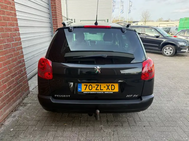 Peugeot 207 SW view 10